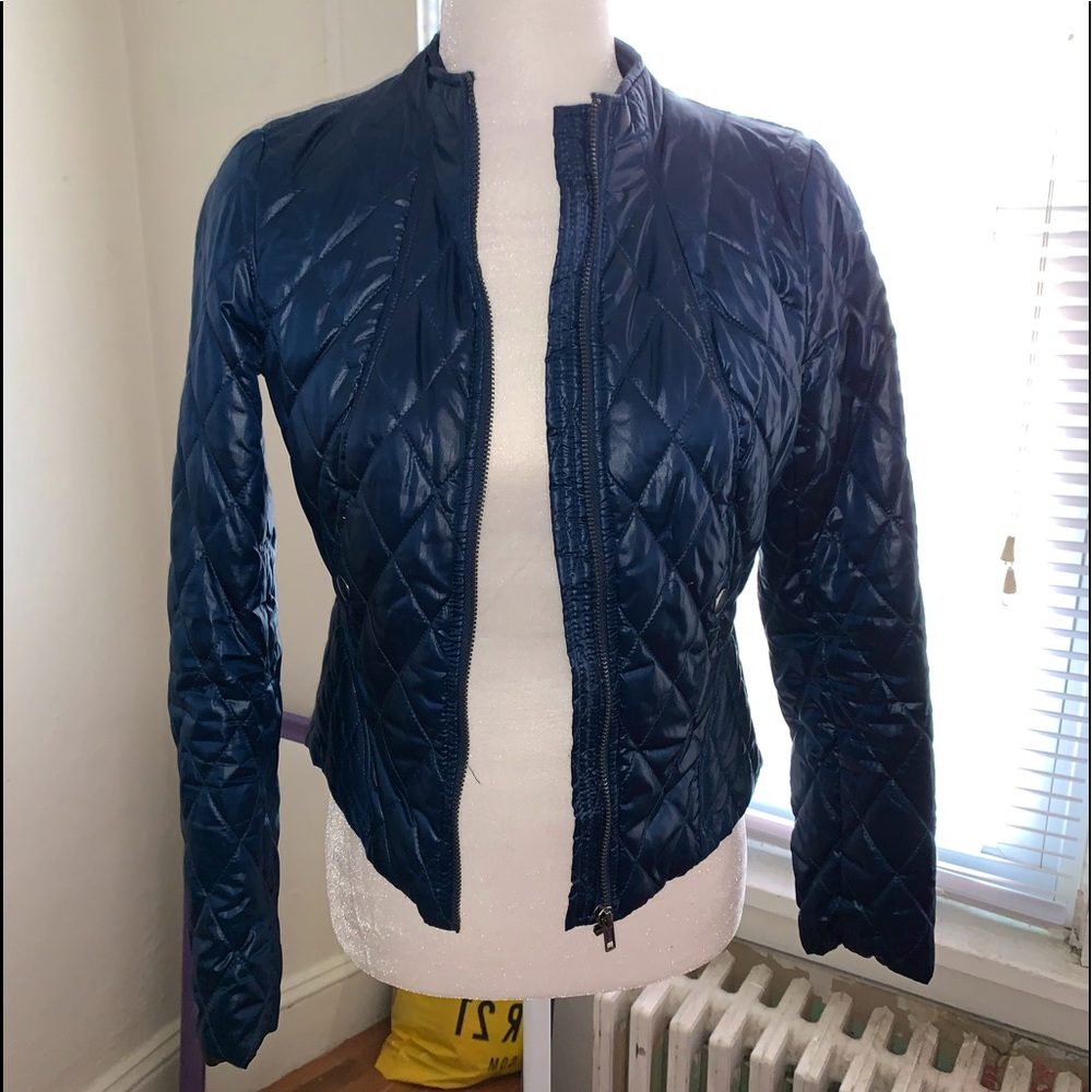 Light Jacket - Picture 2 of 6